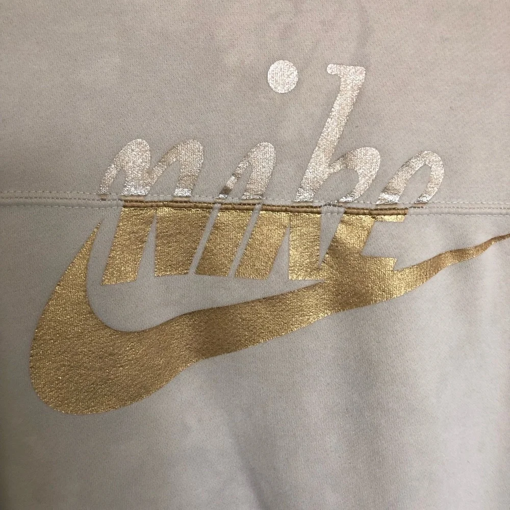 Tan and Metallic Nike Sportswear Clash Cropped Hoodie in Guava Ice Size L
